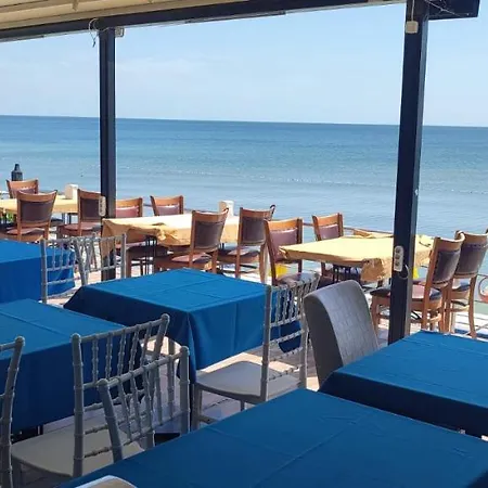 Deniz Kumburgaz Otel