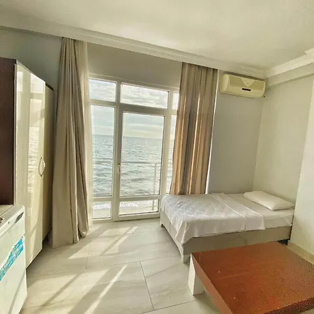 Otel Deniz Kumburgaz *