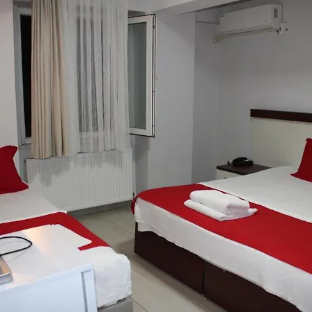 Deniz Kumburgaz *